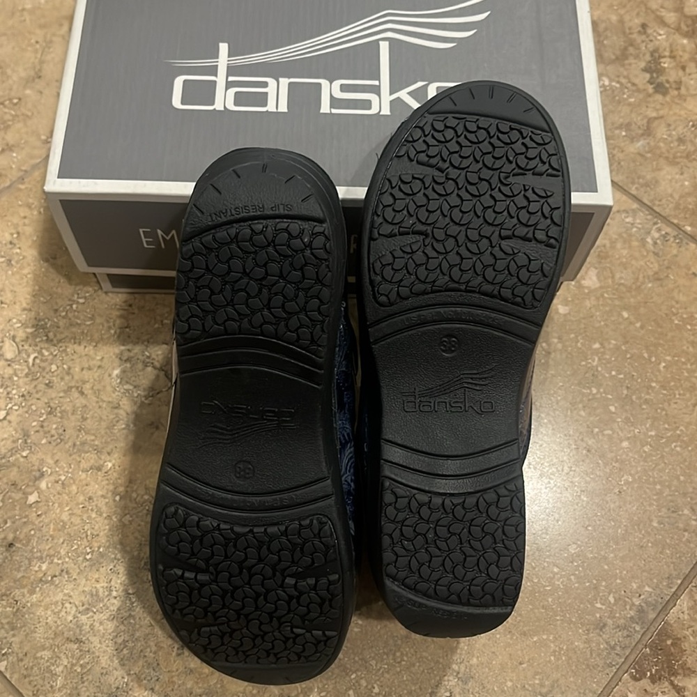 Dansko Clogs - Picture 4 of 4
